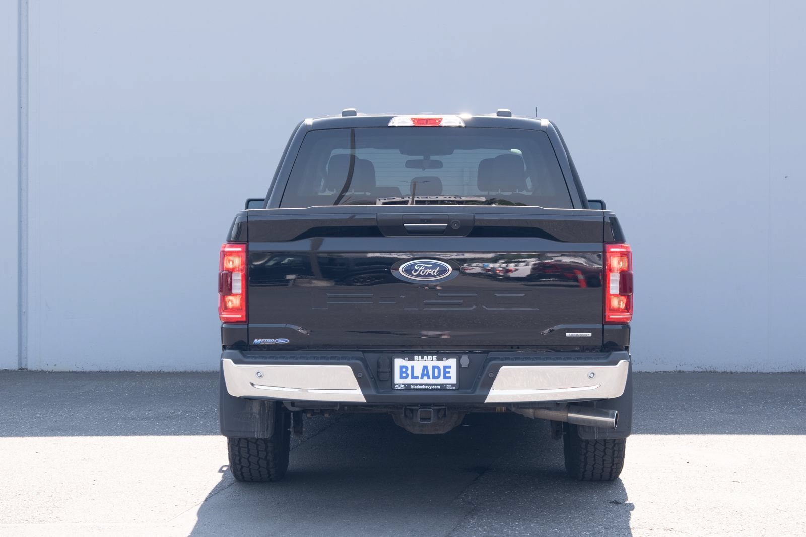 Used 2023 Ford F150 XLT w/ XTR Package AWD/4WD image 18