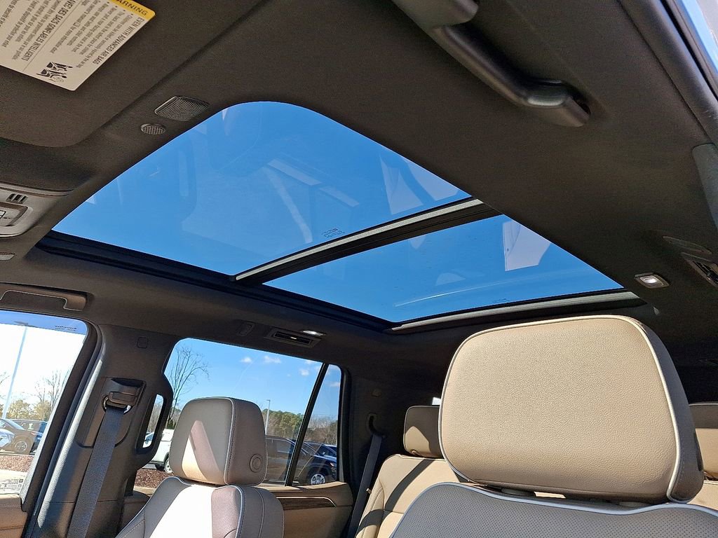 Used 2023 Chevrolet Tahoe Premier image 14