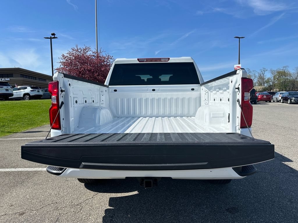Used 2026 Chevrolet Silverado 1500 RST AWD/4WD image 13