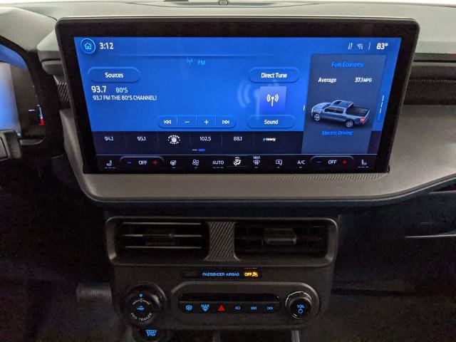 Certified 2025 Ford Maverick Lariat w/ Black Appearance Package AWD/4WD image 9