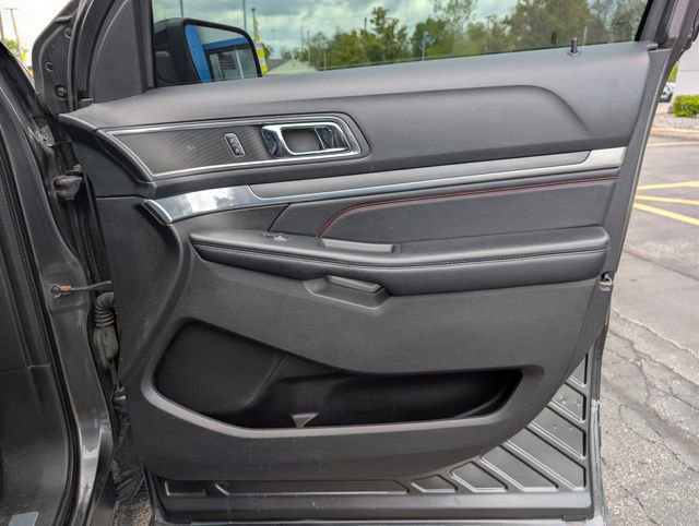 Used 2017 Ford Explorer Sport AWD/4WD image 13