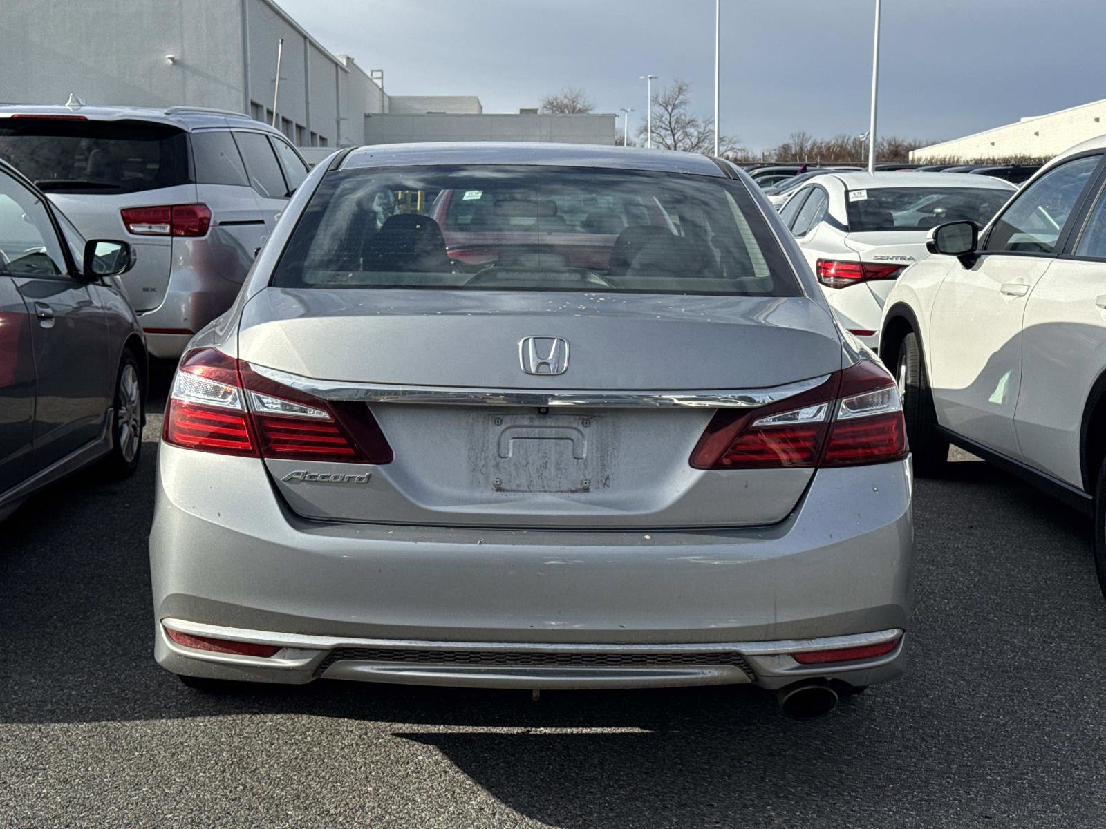 Used 2017 Honda Accord LX image 3