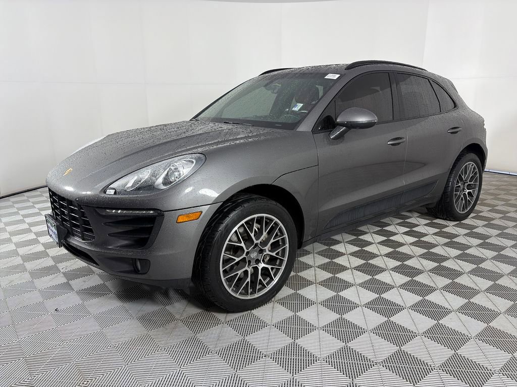 Used 2015 Porsche Macan S AWD/4WD image 3