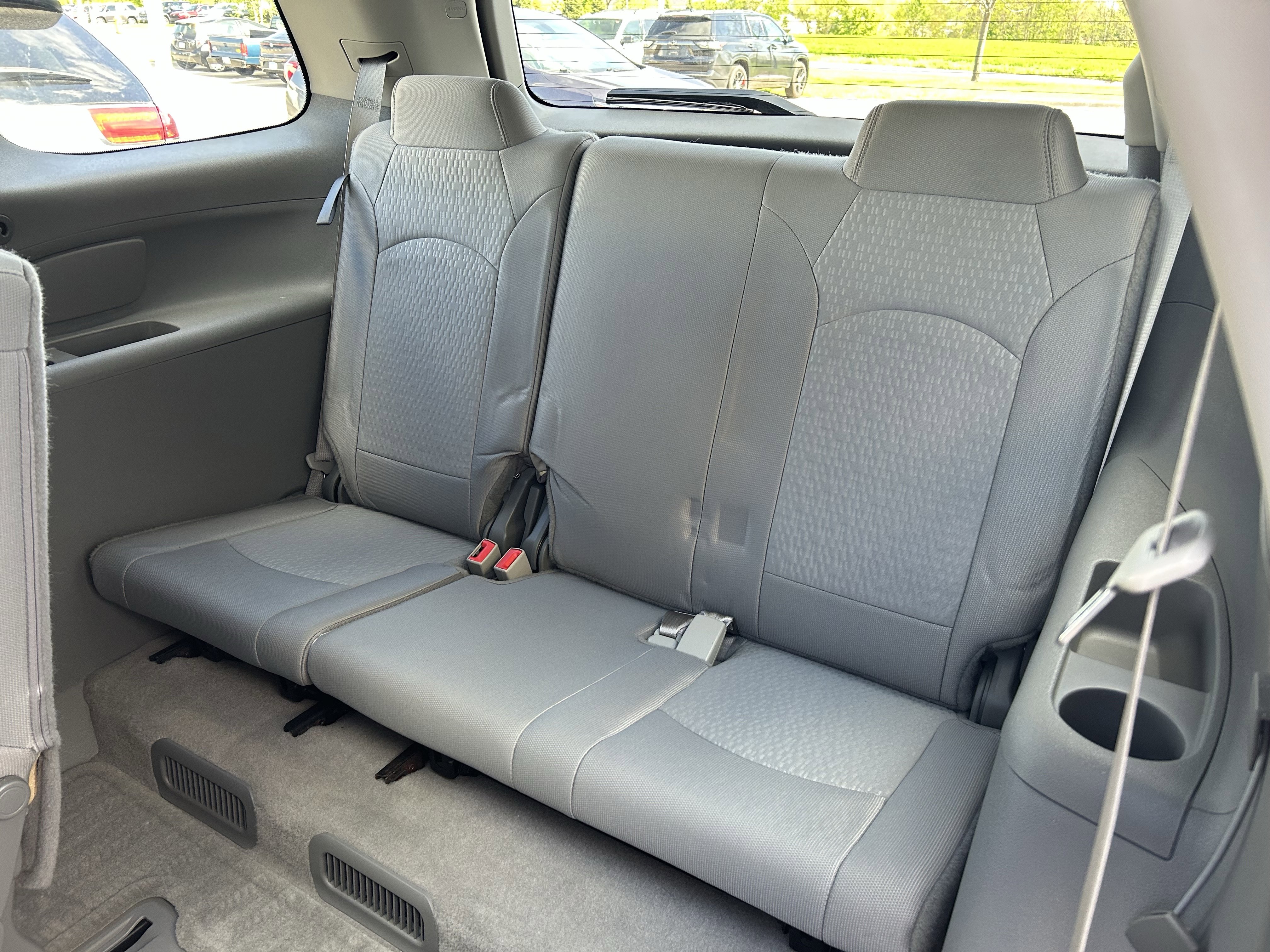 Used 2015 GMC Acadia SLE AWD/4WD image 22