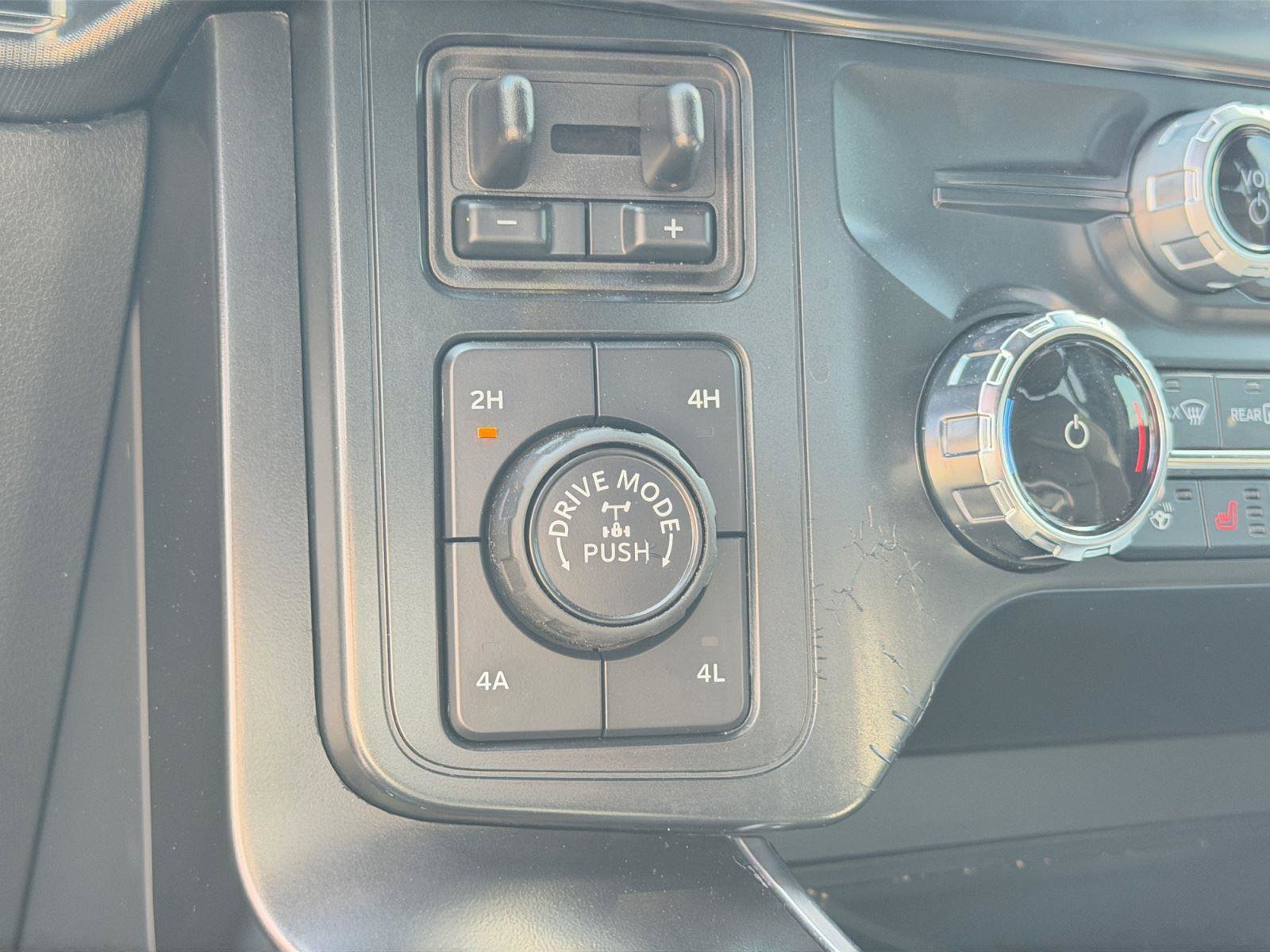 Used 2025 Ford F150 Raptor image 28