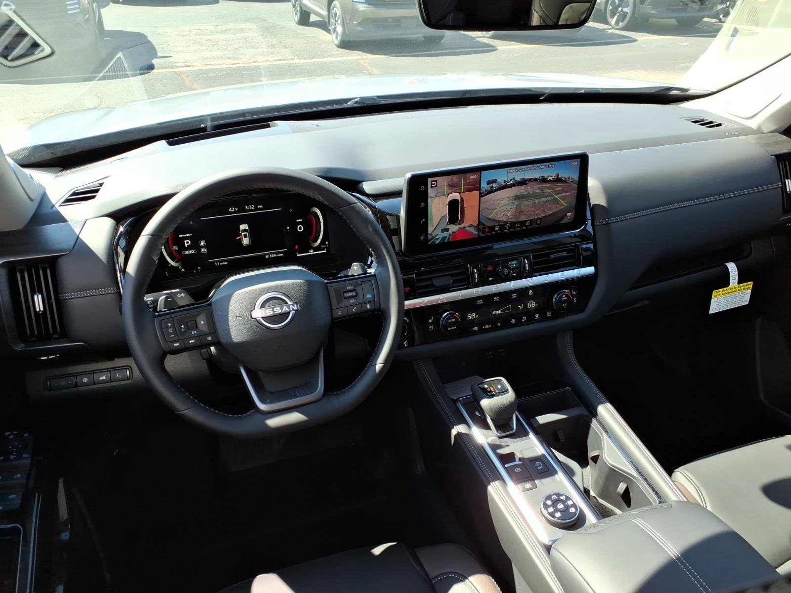 New 2026 Nissan Pathfinder Platinum AWD/4WD image 6