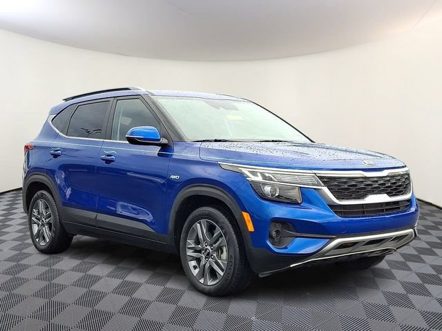 Used 2021 Kia Seltos S AWD/4WD image 1