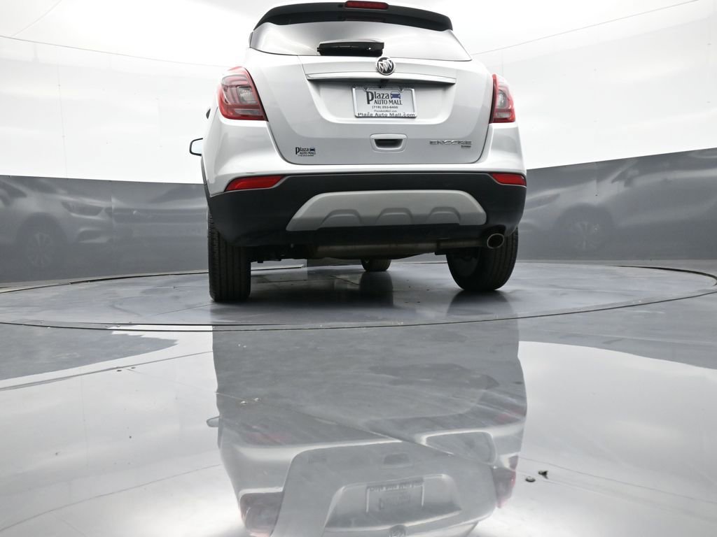 Used 2022 Buick Encore Preferred w/ Safety Package image 30