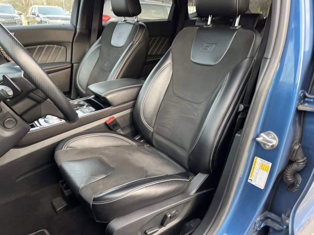 Used 2020 Ford Edge ST w/ Equipment Group 401A image 26