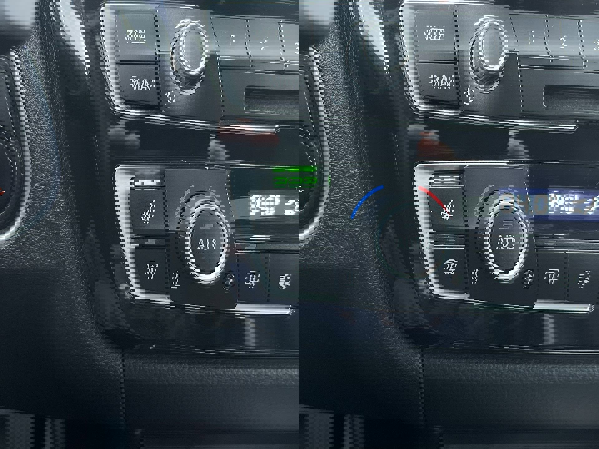 Used 2017 BMW 330i xDrive Sedan image 22