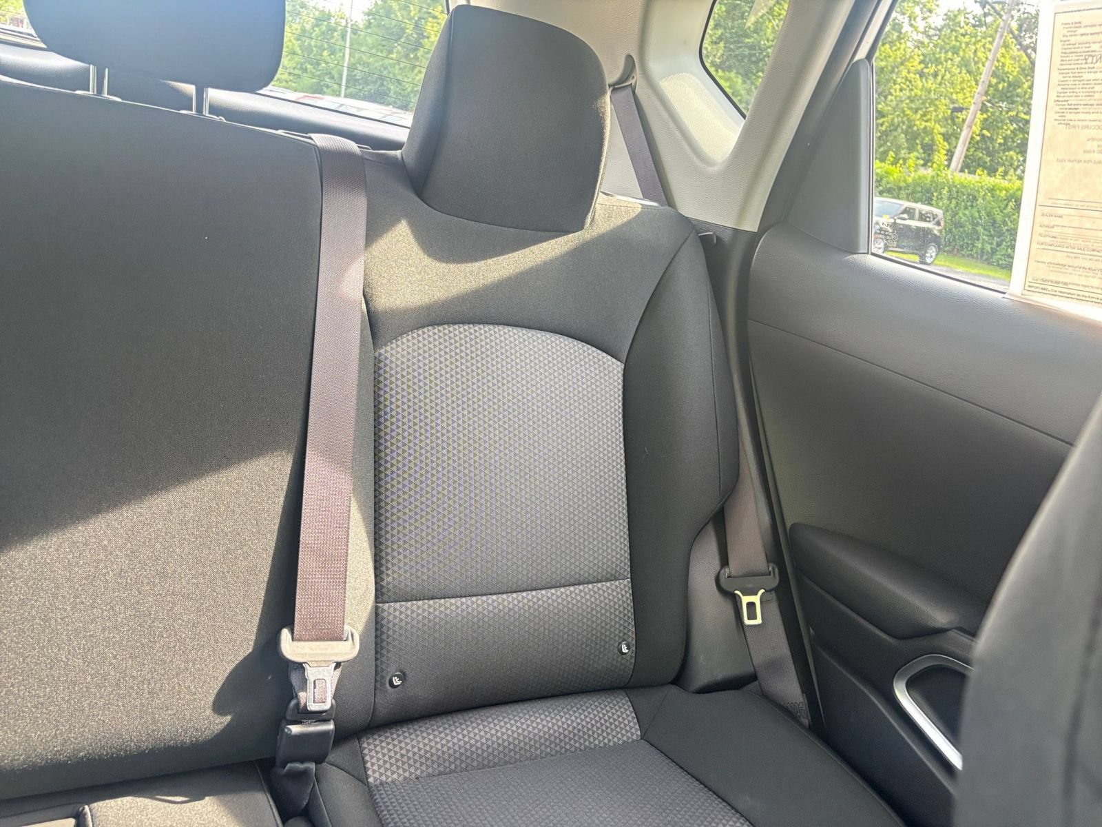Used 2025 Kia Soul LX w/ LX Technology Package FWD image 34