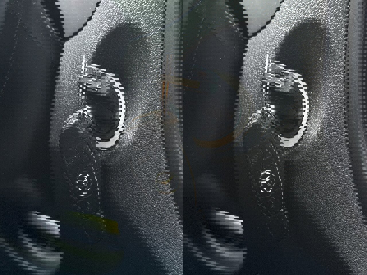 Used 2018 Mercedes-Benz Metris Passenger image 31