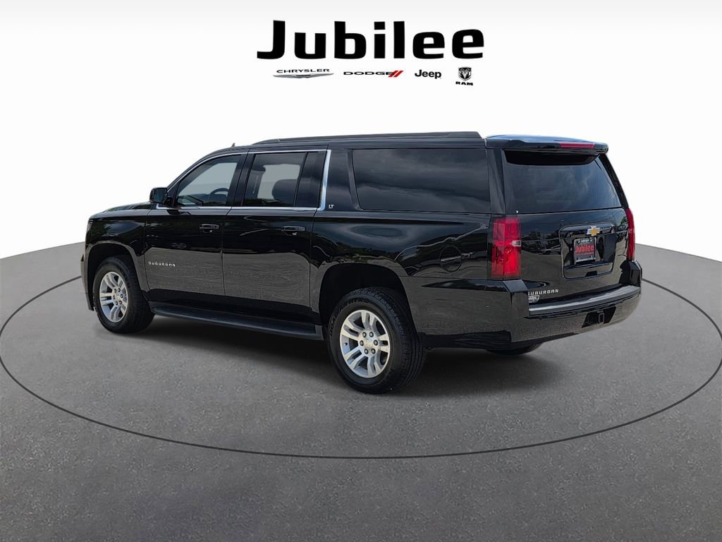Used 2019 Chevrolet Suburban LT RWD image 4