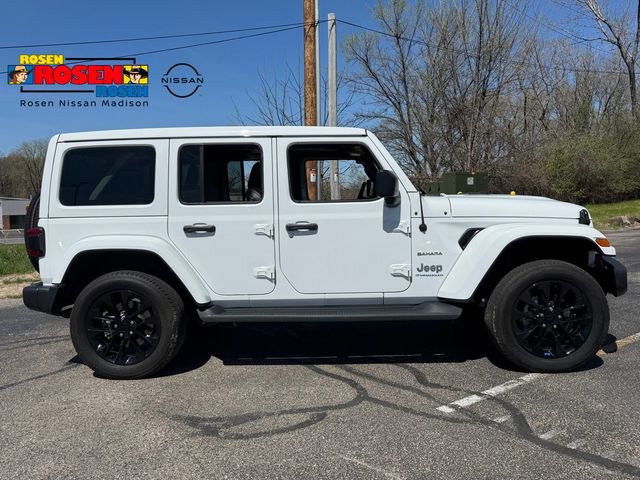 Used 2023 Jeep Wrangler Unlimited Sahara w/ Cold Weather Group AWD/4WD image 2