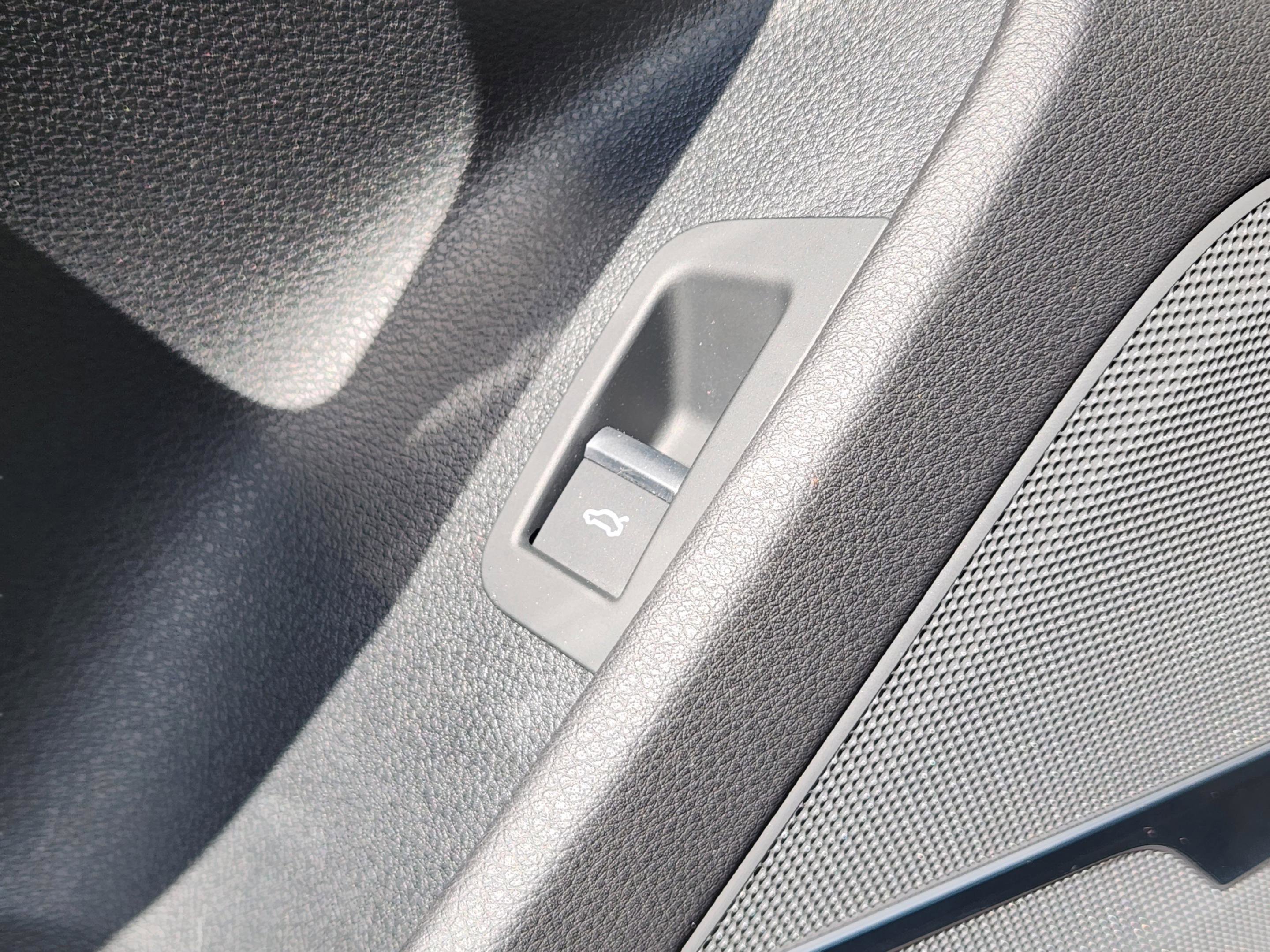 Used 2018 Audi Q7 3.0T Premium Plus AWD/4WD image 33