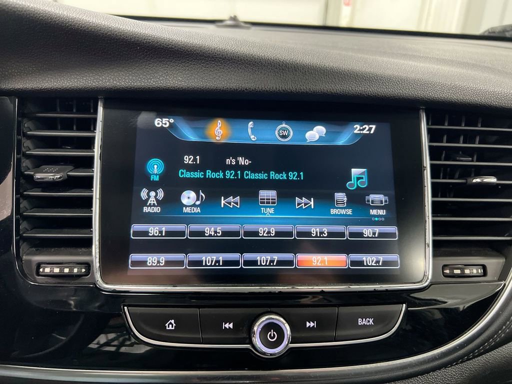 Used 2018 Buick Encore Essence image 14