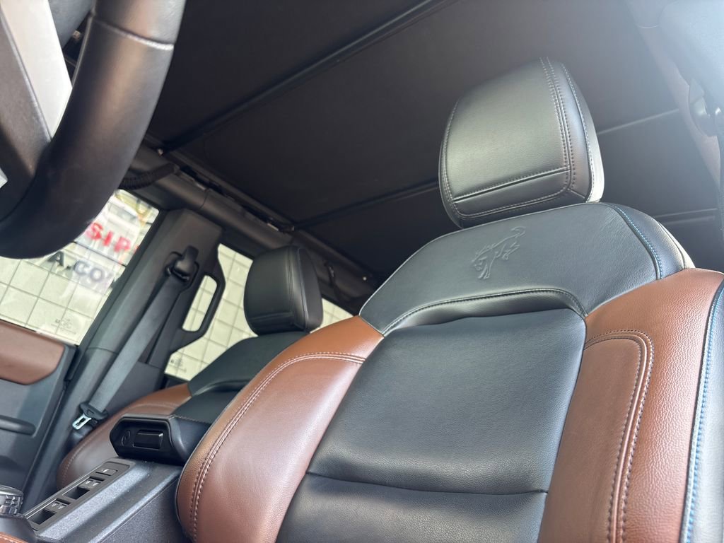 Used 2024 Ford Bronco Outer Banks AWD/4WD image 14