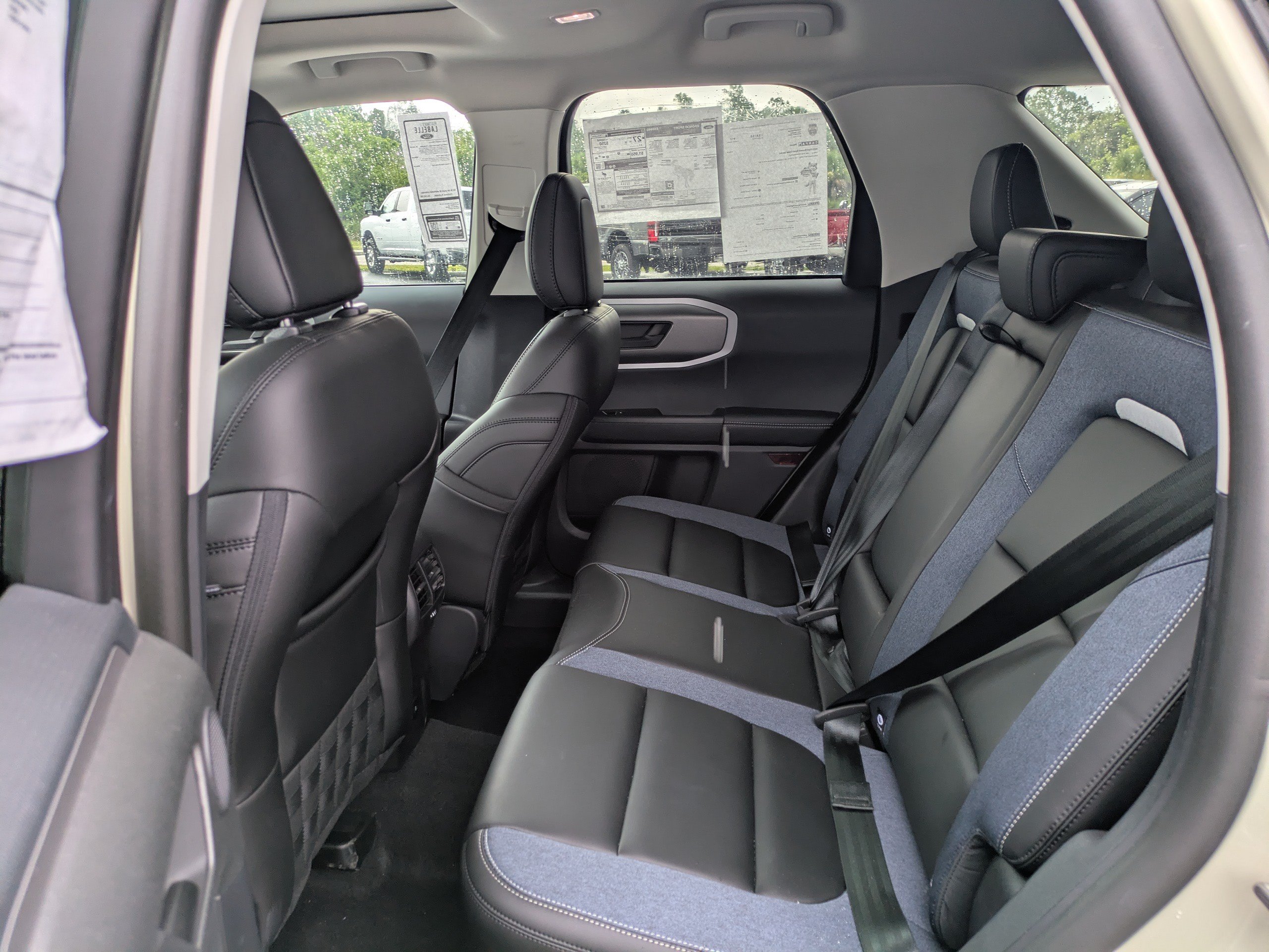 Used 2025 Ford Bronco Sport Outer Banks w/ Outer Banks Tech Package+ AWD/4WD image 13