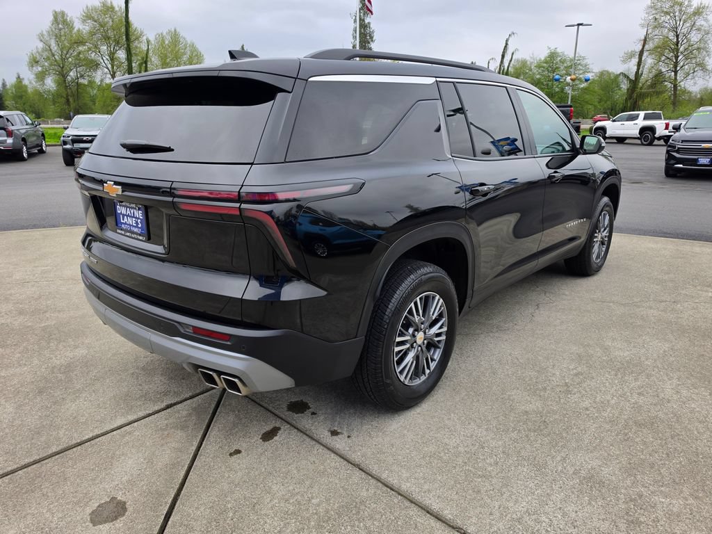 Used 2025 Chevrolet Traverse LT AWD/4WD image 6