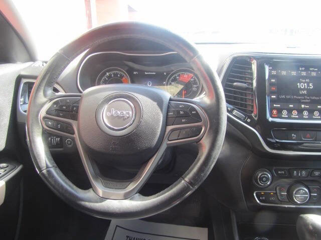 Used 2019 Jeep Cherokee Limited image 19