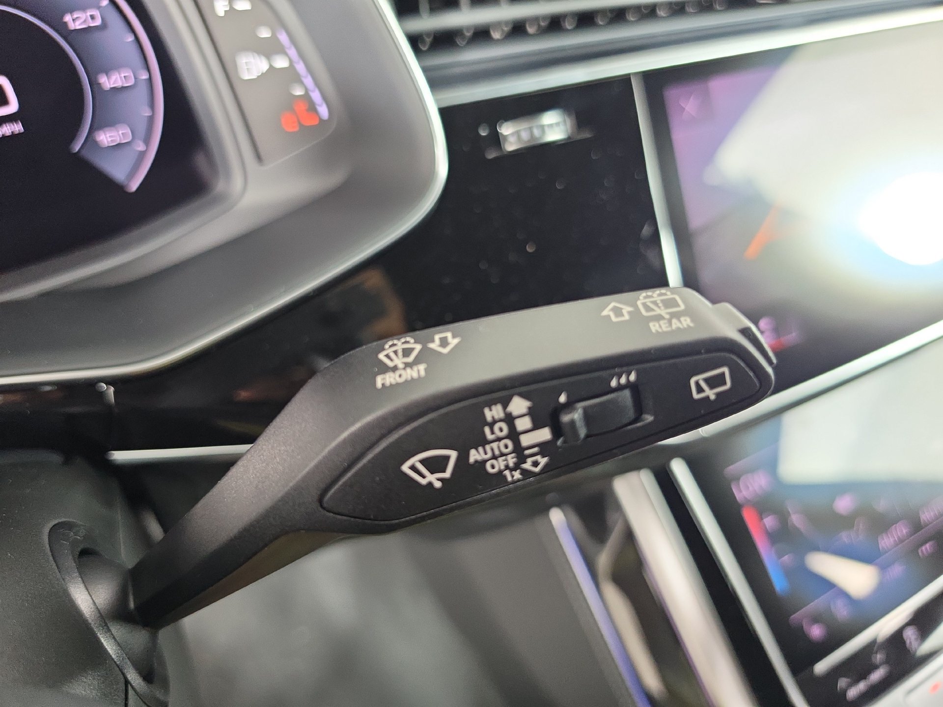 New 2026 Audi Q8 Premium Plus AWD/4WD image 24