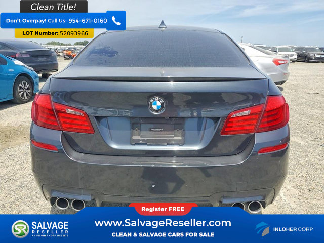 Used 2013 BMW M5 RWD image 8