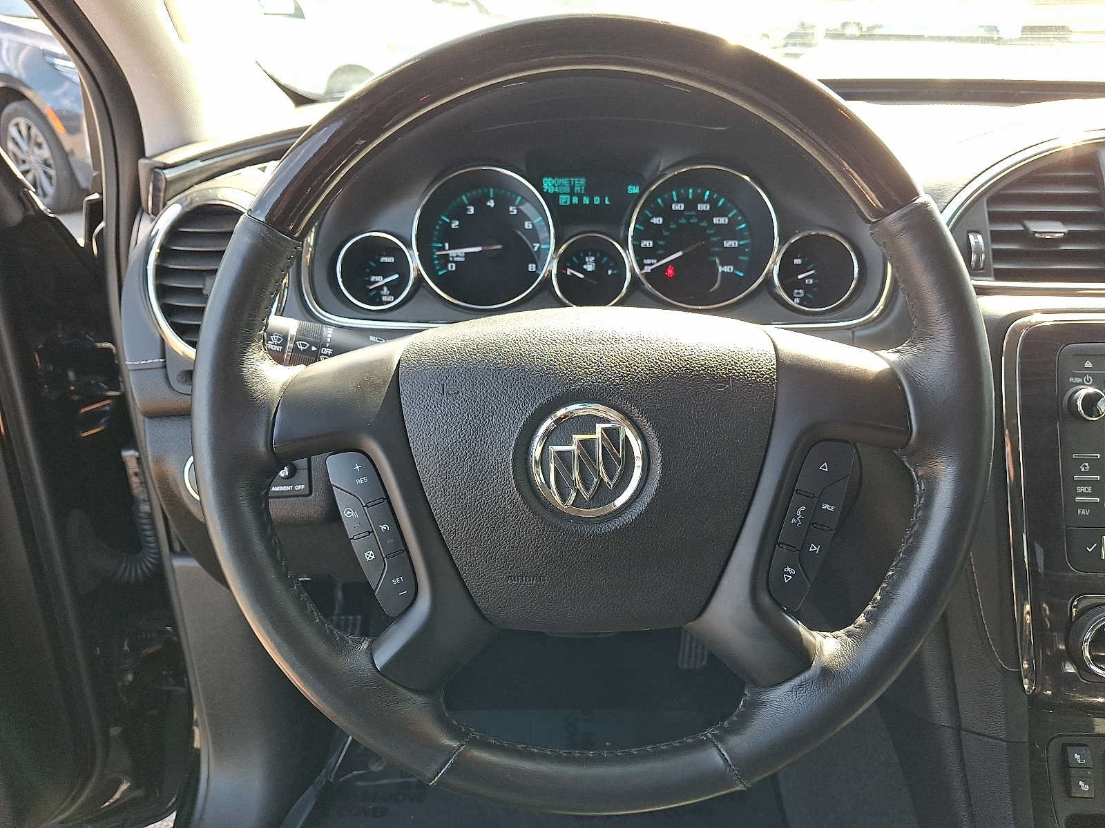 Used 2017 Buick Enclave Leather FWD image 19