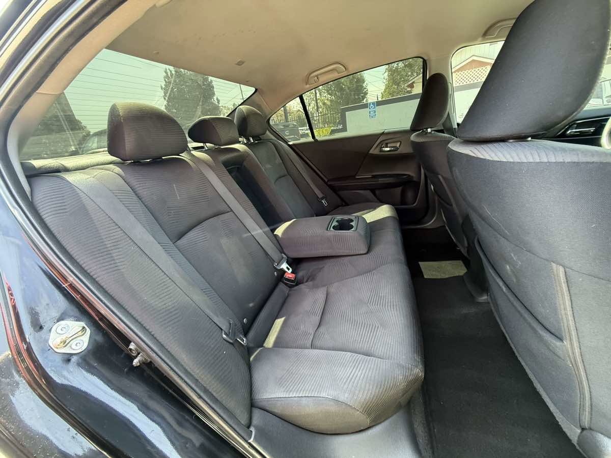 Used 2017 Honda Accord LX image 39