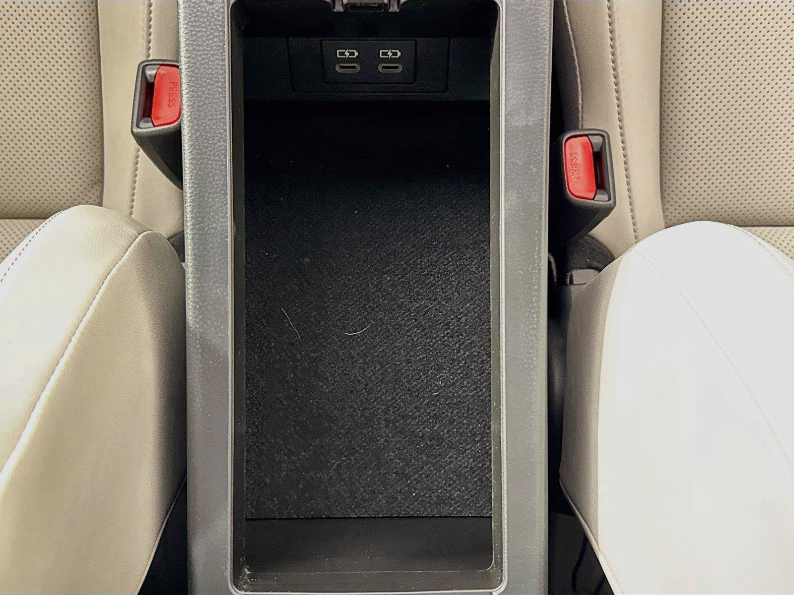 Certified 2026 Toyota Prius XLE FWD image 33