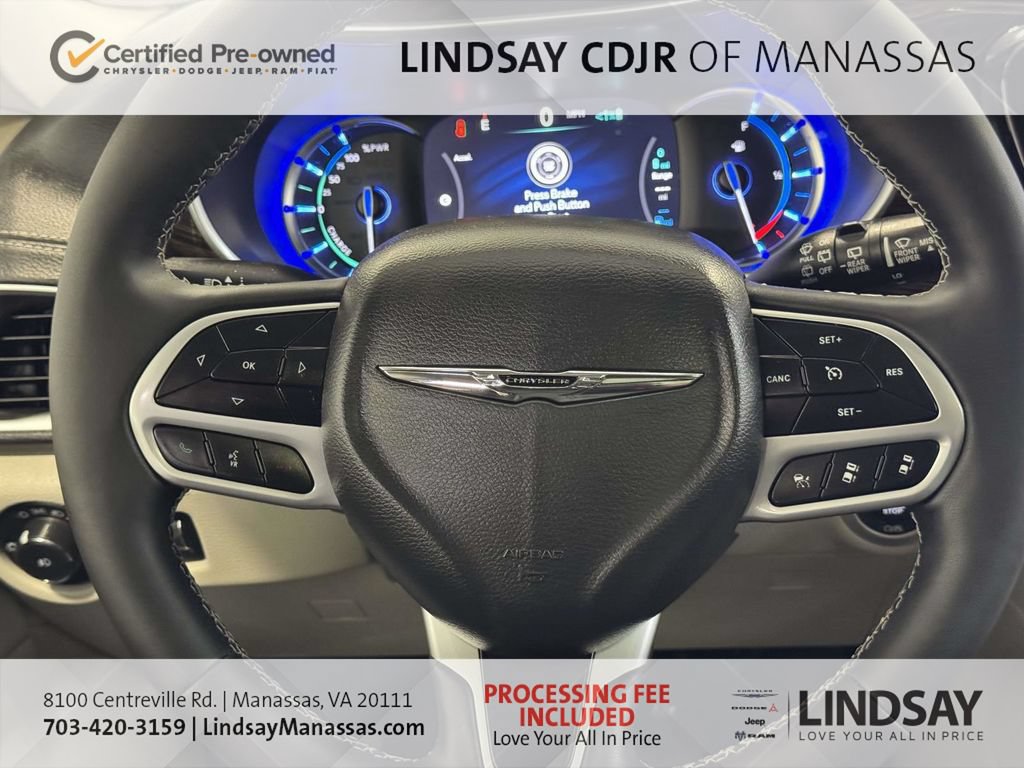 Used 2023 Chrysler Pacifica Limited FWD image 26