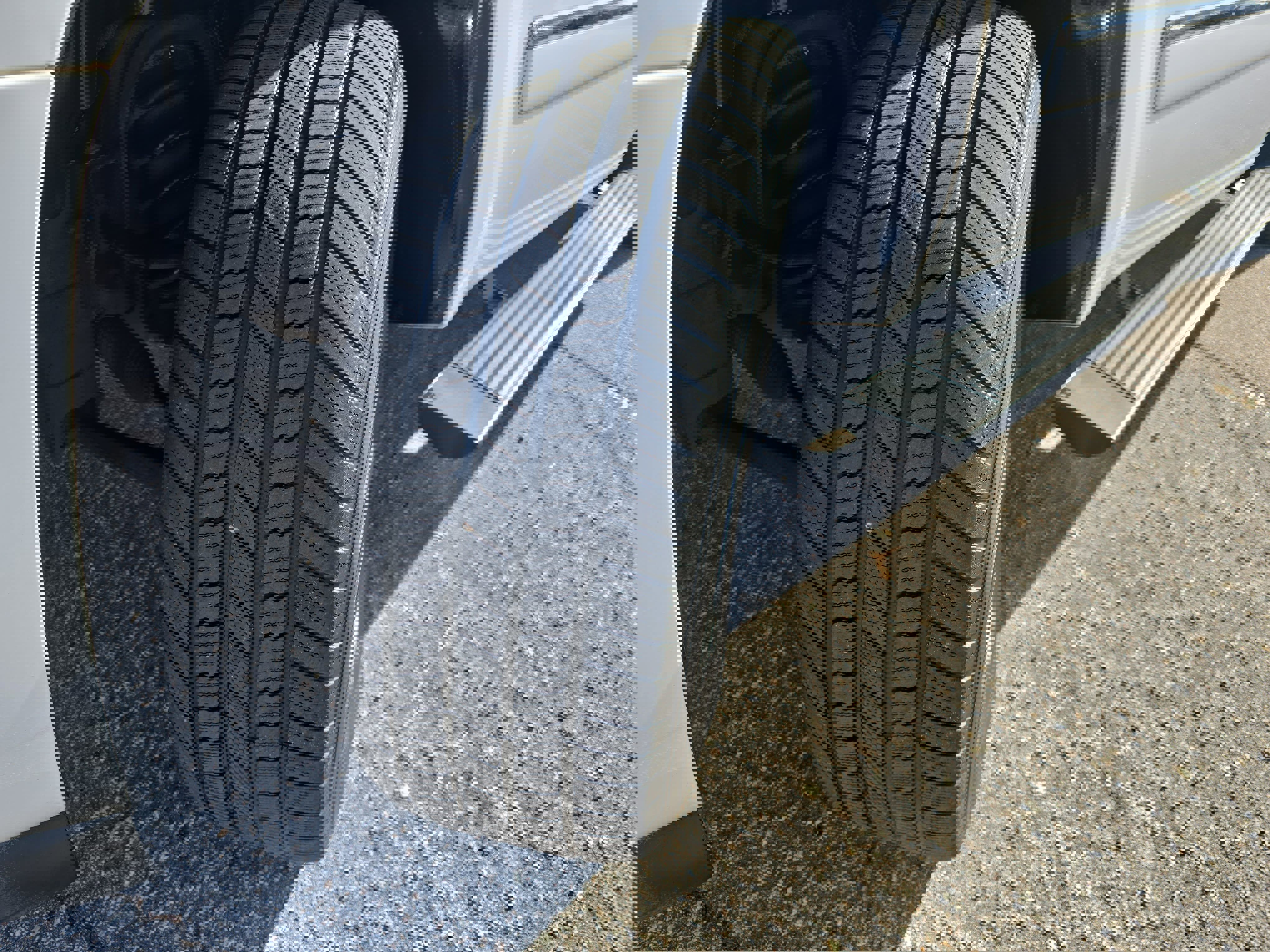 Used 2013 Chevrolet Tahoe LTZ image 35