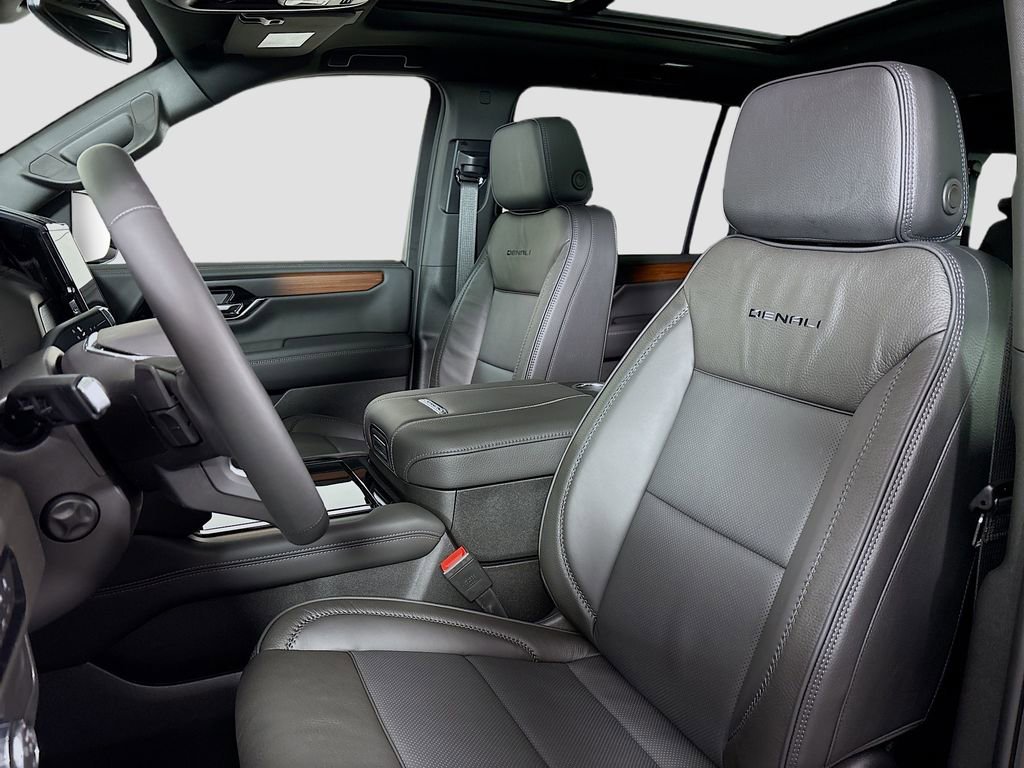 New 2026 GMC Yukon XL Denali image 21