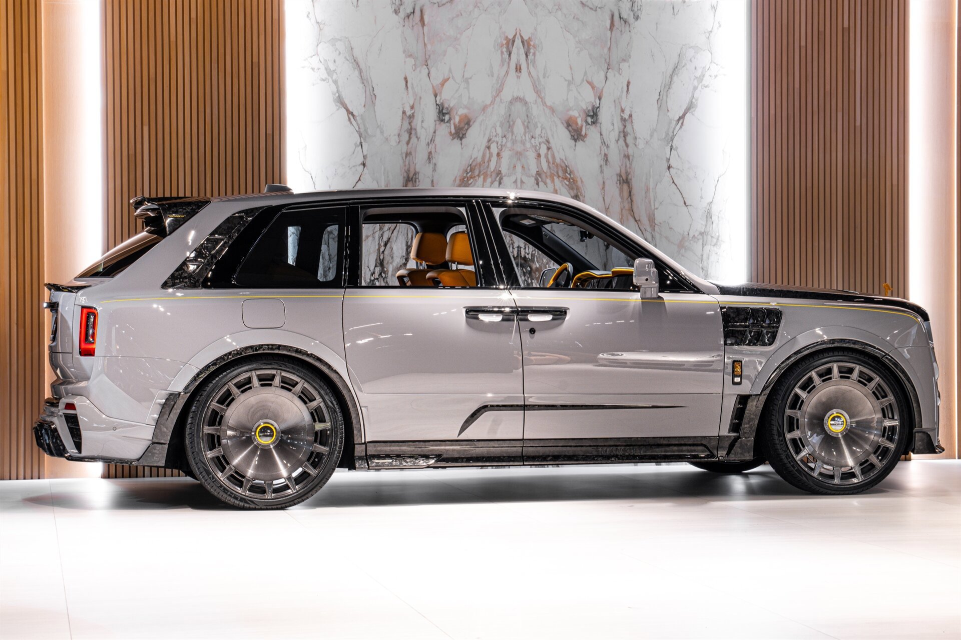 Used 2026 Rolls-Royce Cullinan image 5