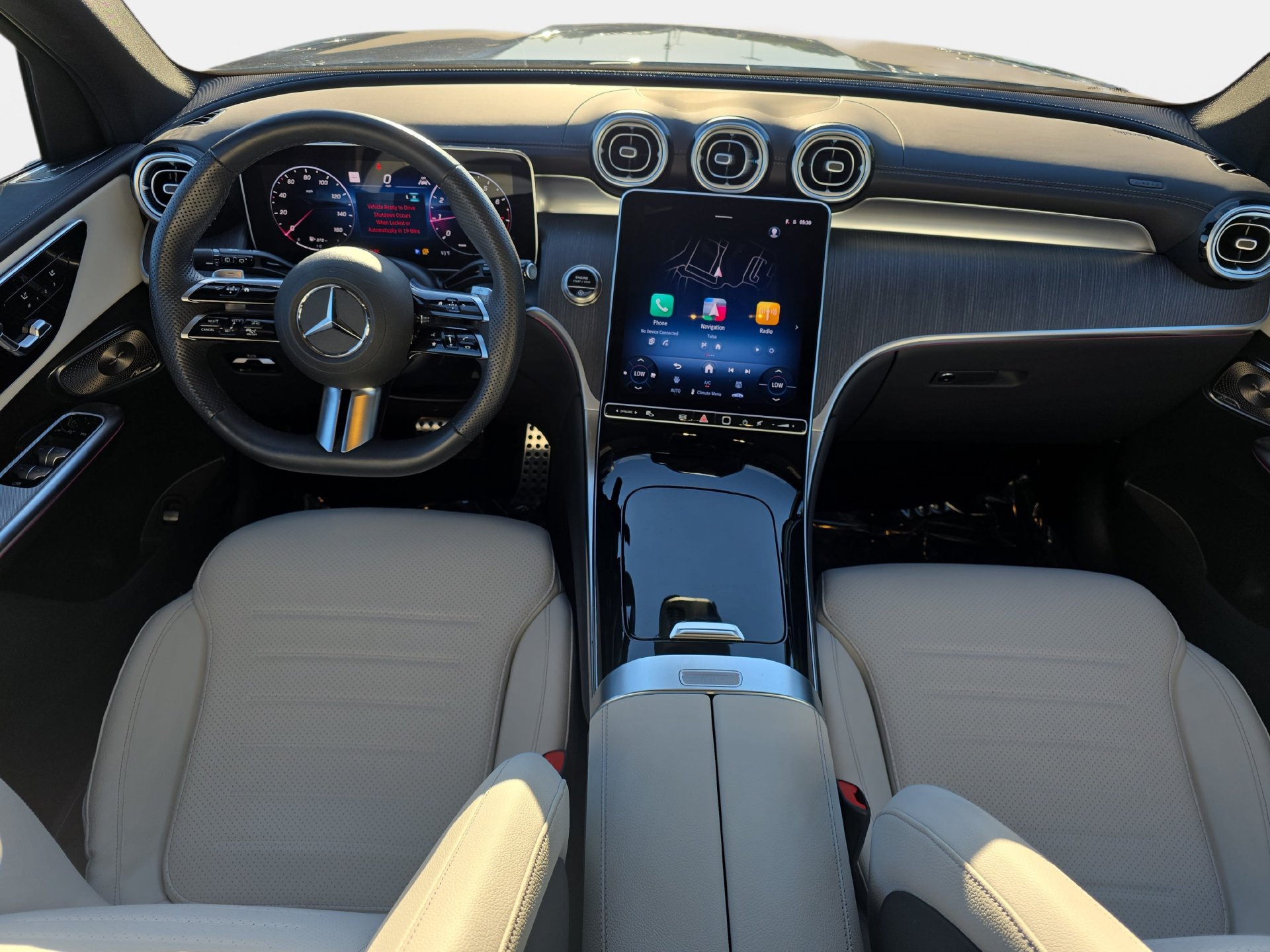 Used 2026 Mercedes-Benz GLC 300 4MATIC image 9