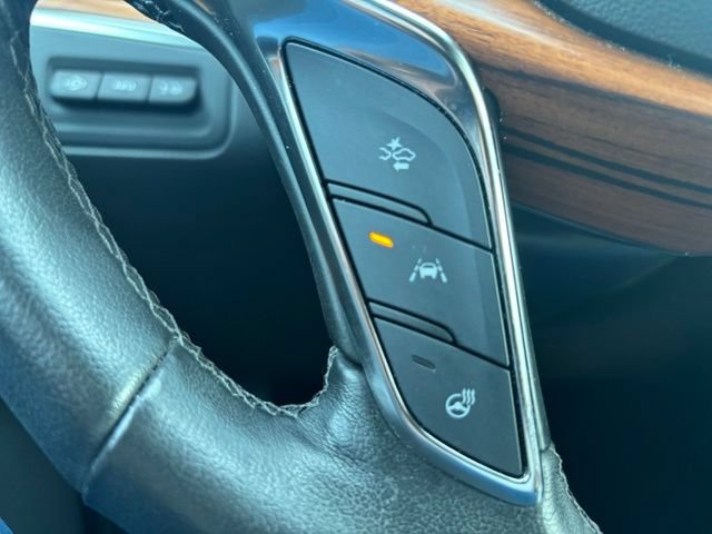 Used 2023 Cadillac XT5 Premium Luxury w/ Technology Package AWD/4WD image 10