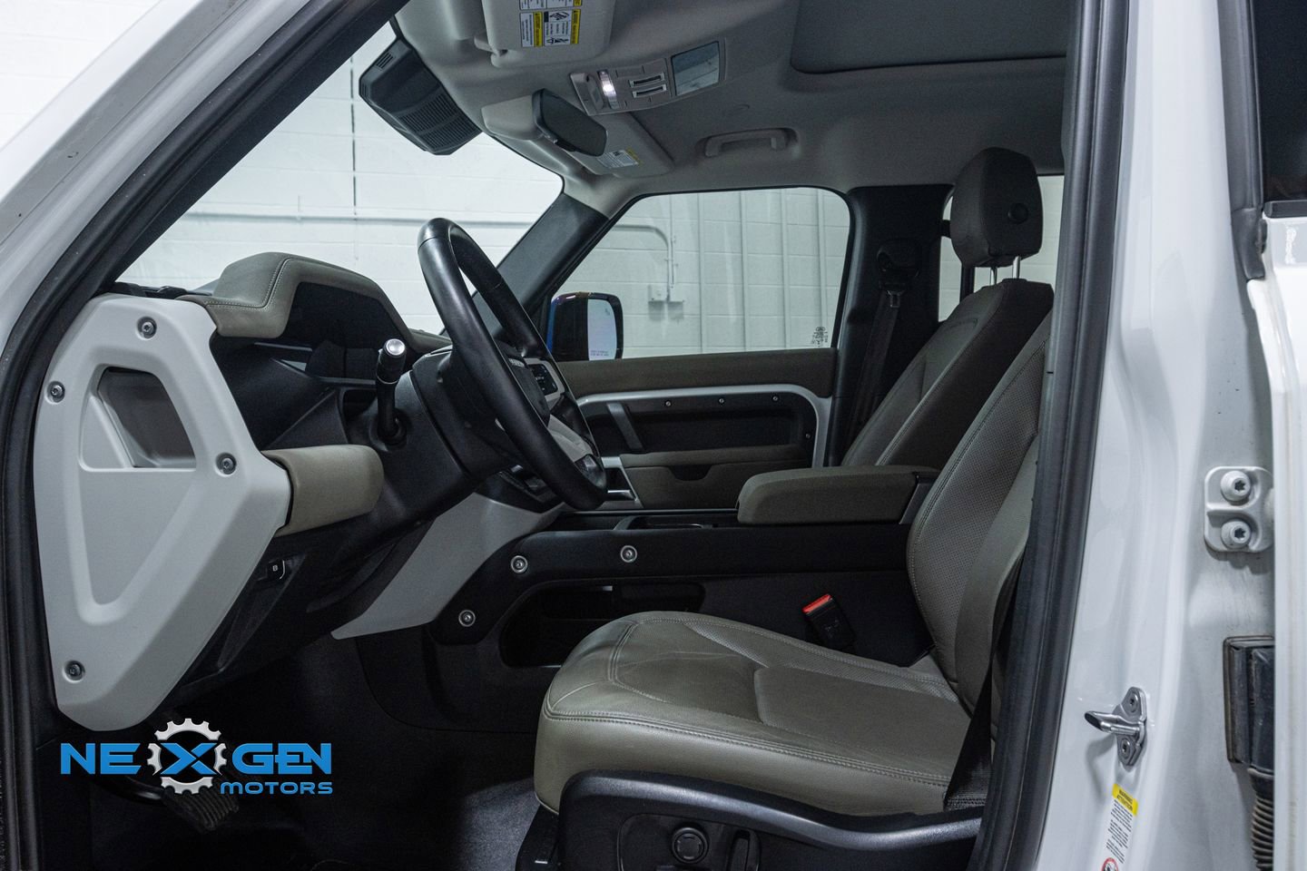 Used 2023 Land Rover Defender 110 S image 11