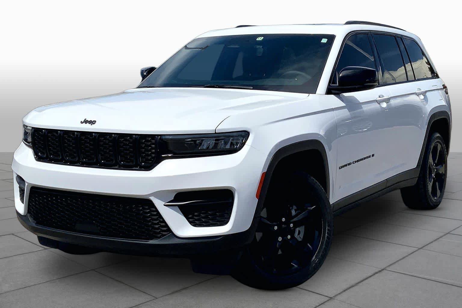 Used 2024 Jeep Grand Cherokee Altitude