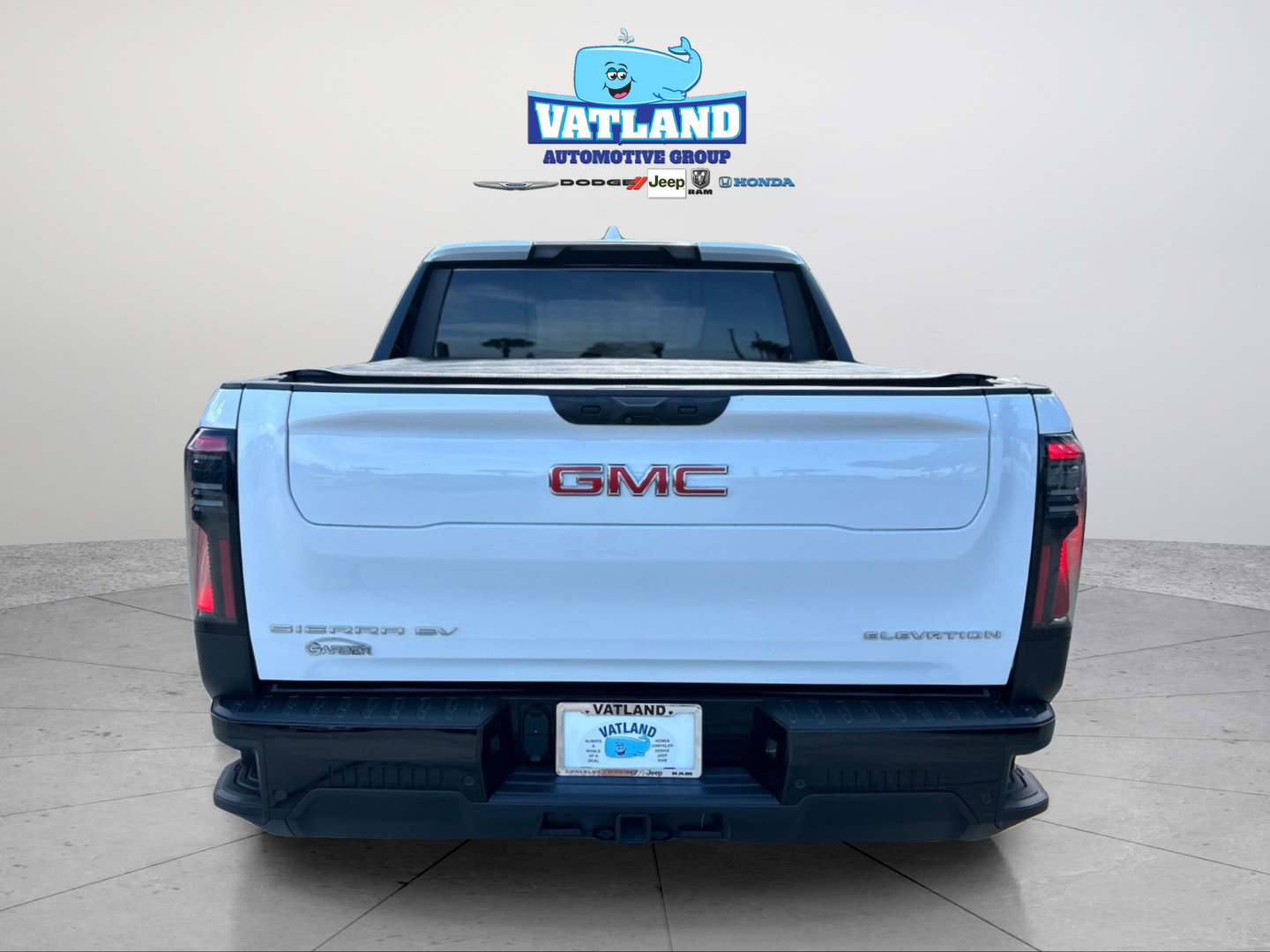 Used 2026 GMC Sierra EV Elevation AWD/4WD image 4