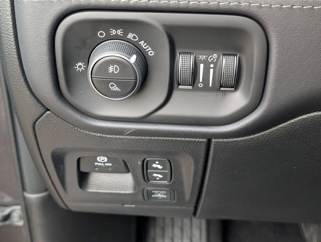 New 2026 RAM 1500 Limited AWD/4WD image 14