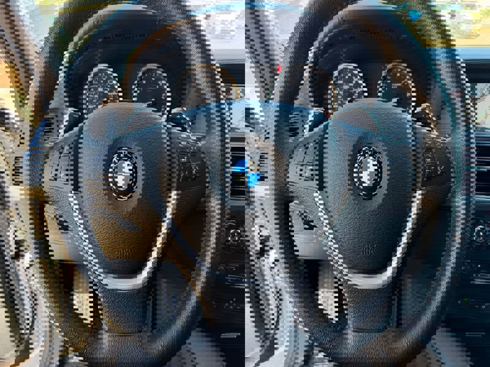 Used 2012 BMW X6 xDrive50i AWD/4WD image 16