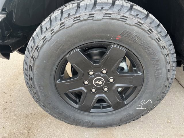 New 2025 Ford Bronco Big Bend w/ Matte Film Protection Package image 13