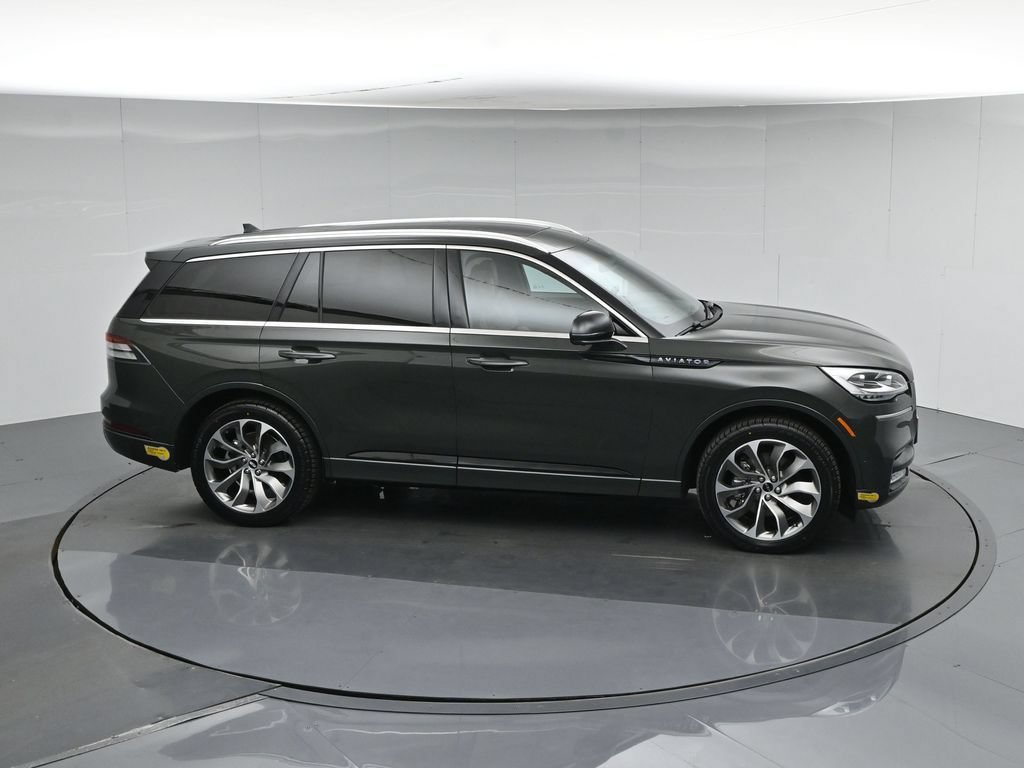 Used 2022 Lincoln Aviator Grand Touring w/ Equipment Group 301A AWD/4WD image 55
