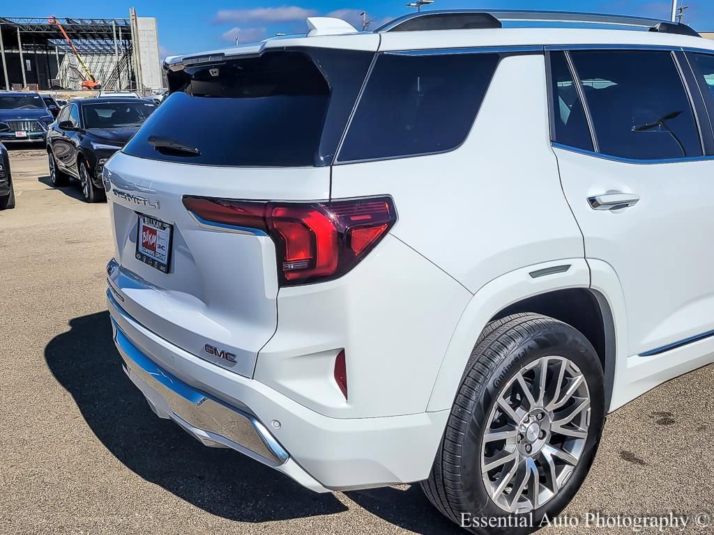 Used 2026 GMC Terrain Denali w/ LPO, Floor Liner Package image 6