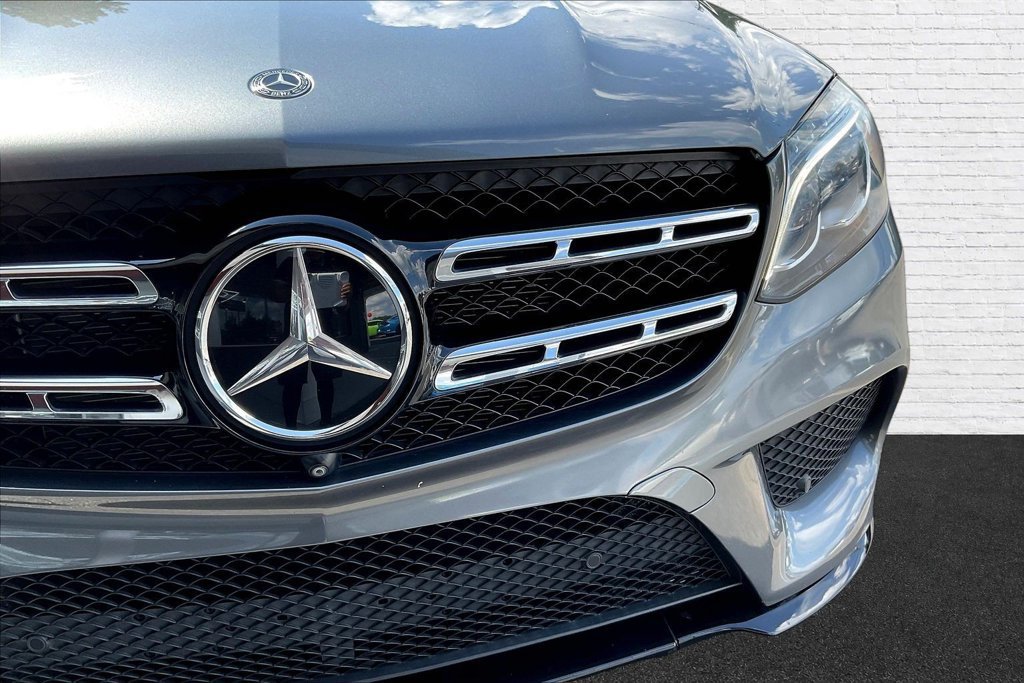 Used 2019 Mercedes-Benz GLS 550 4MATIC w/ Driver Assistance Package image 30