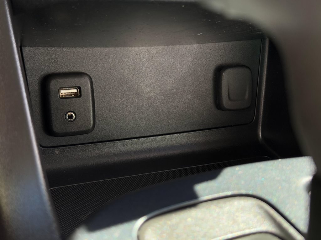 Used 2018 Chevrolet Colorado W/T RWD image 29