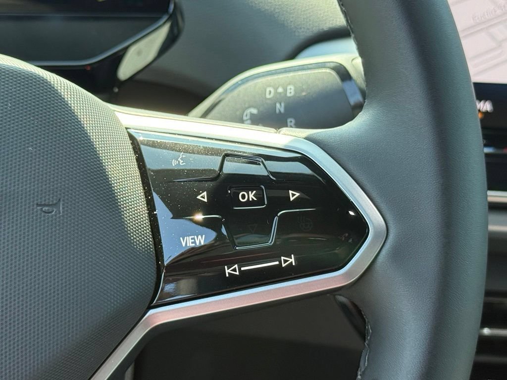 New 2026 Volkswagen ID.4 Pro RWD image 16