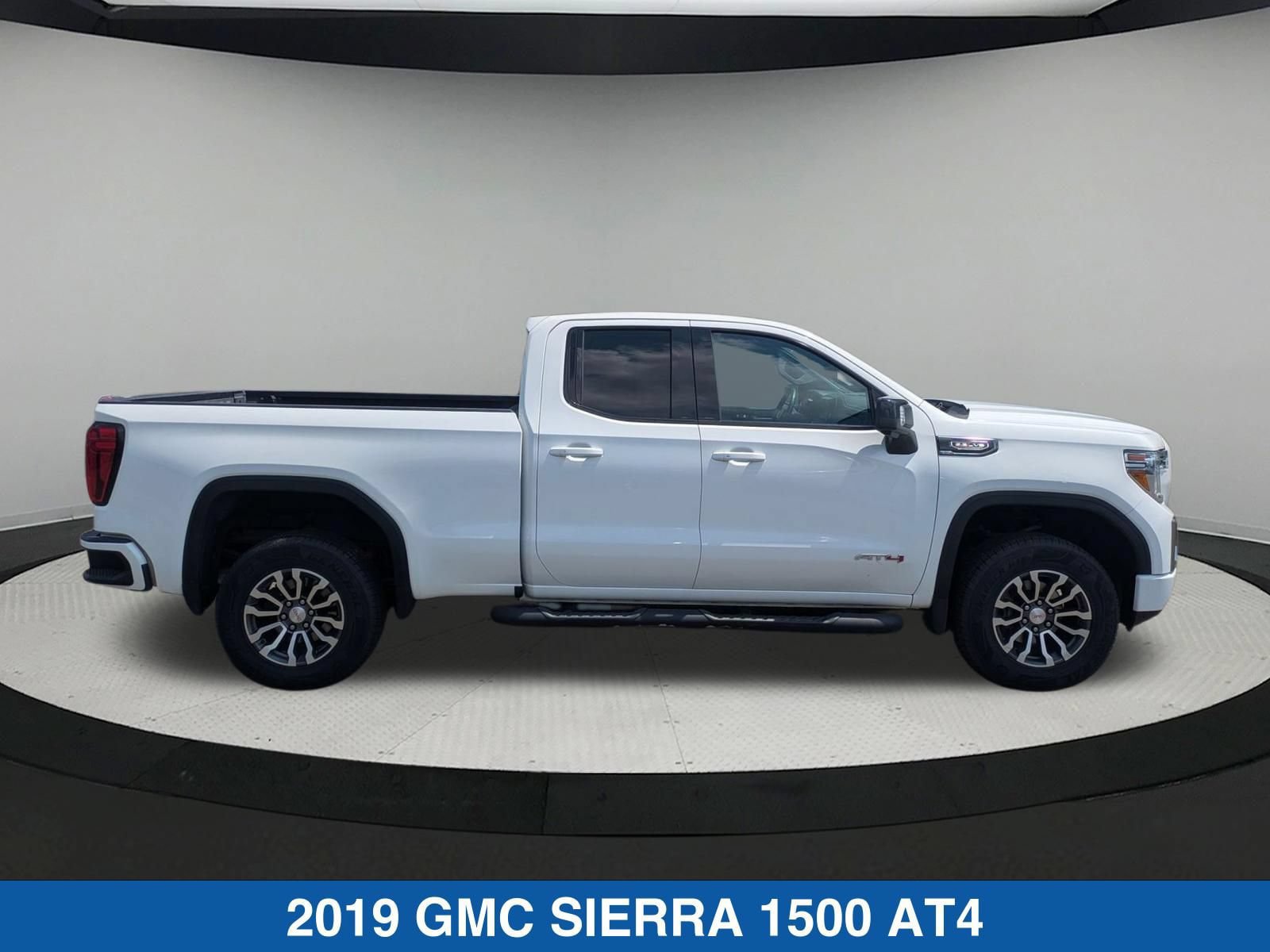 Used 2019 GMC Sierra 1500 AT4 w/ AT4 Premium Package AWD/4WD image 2