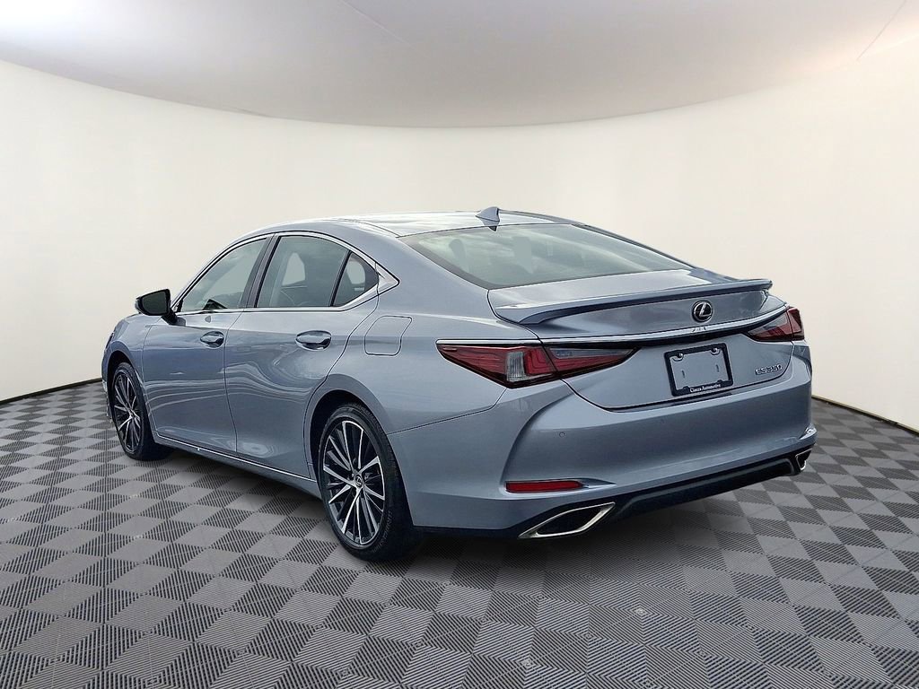 Used 2024 Lexus ES 350 w/ Premium Package image 7