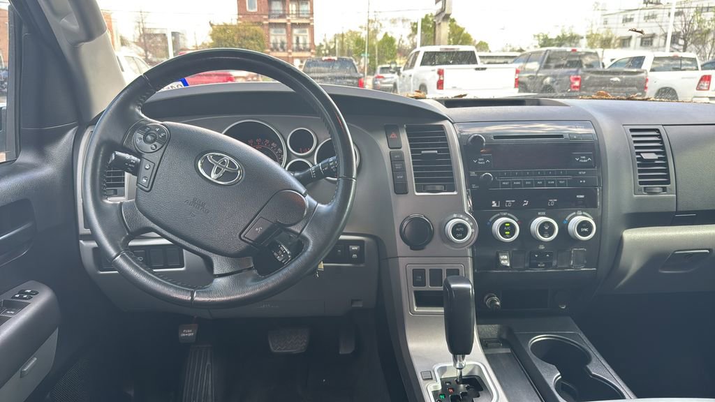 Used 2012 Toyota Sequoia SR5 RWD image 9