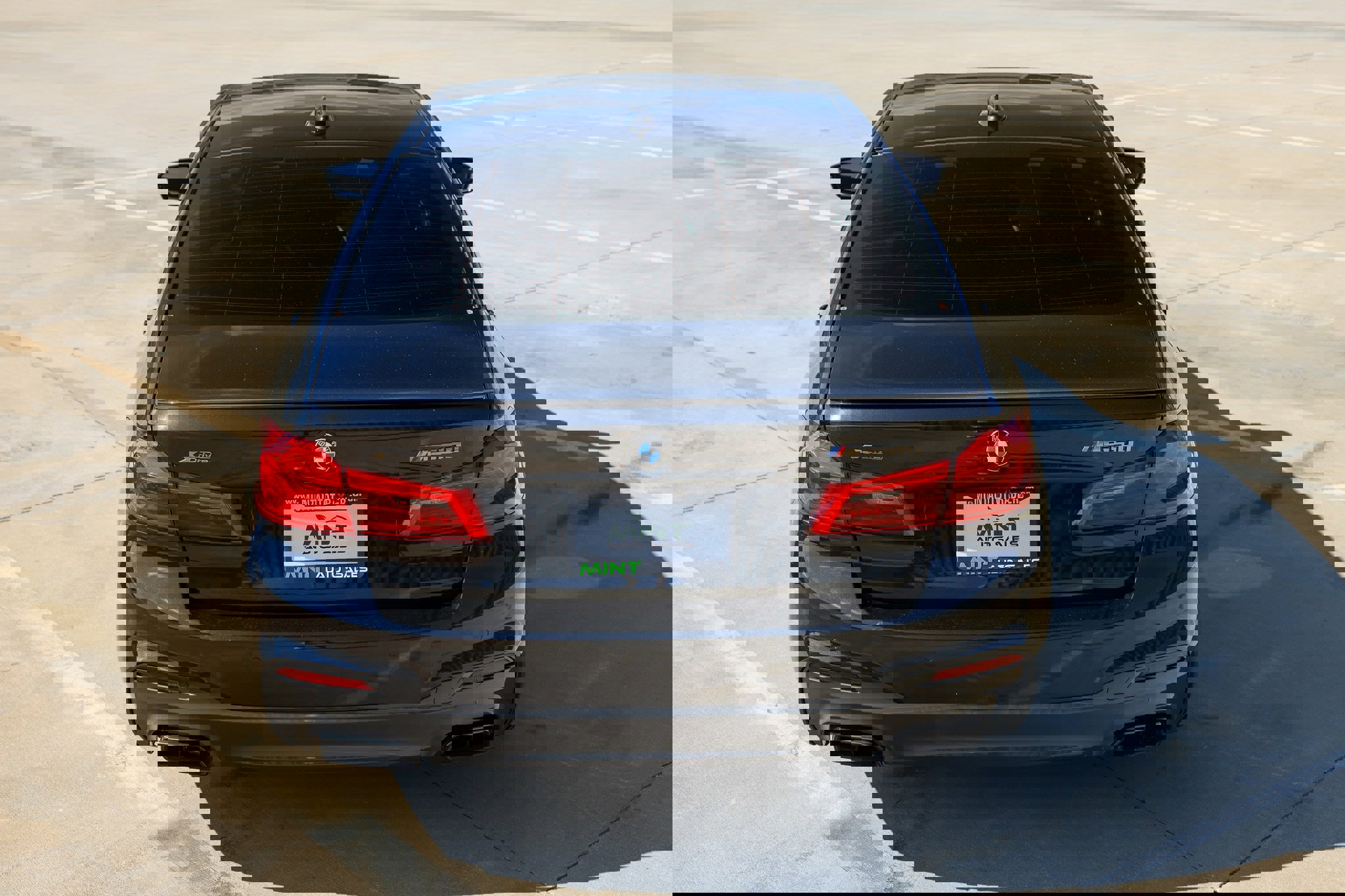 Used 2019 BMW M550i xDrive image 14